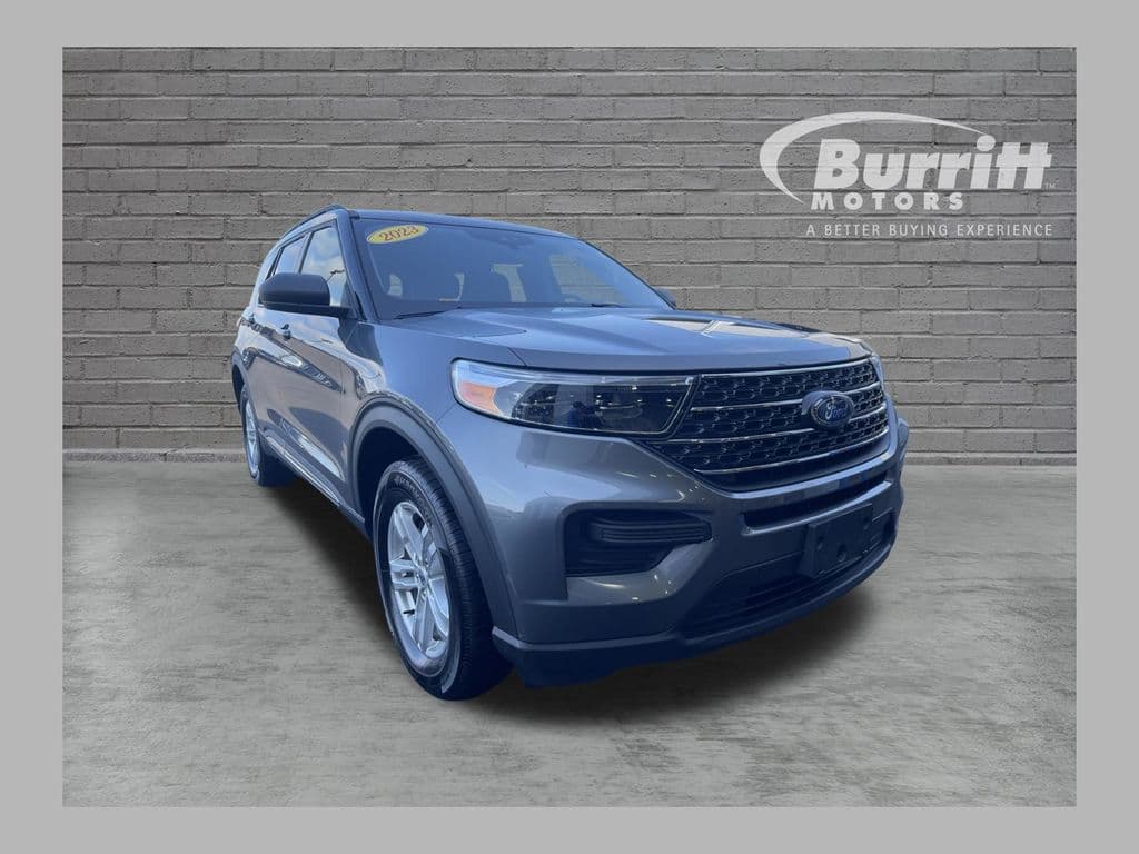 2023 Ford Explorer XLT — photo 1 of 26
