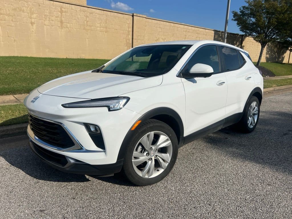 2025 Buick Encore GX Preferred — photo 1 of 8