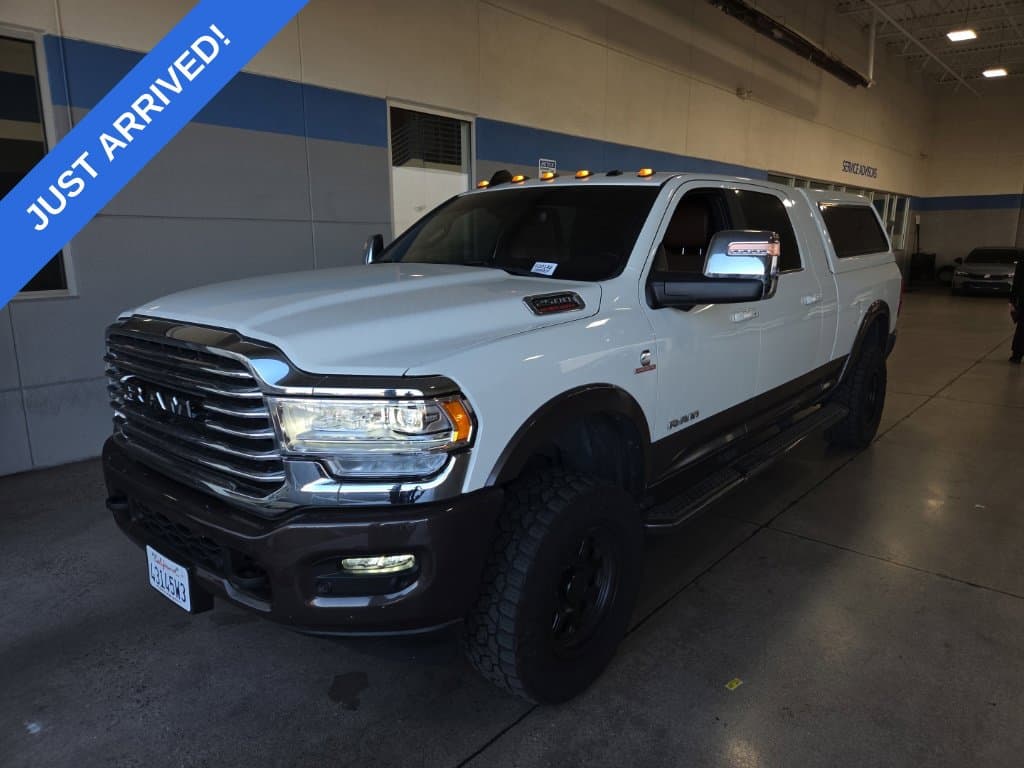 2023 RAM 2500 Longhorn — photo 1 of 6