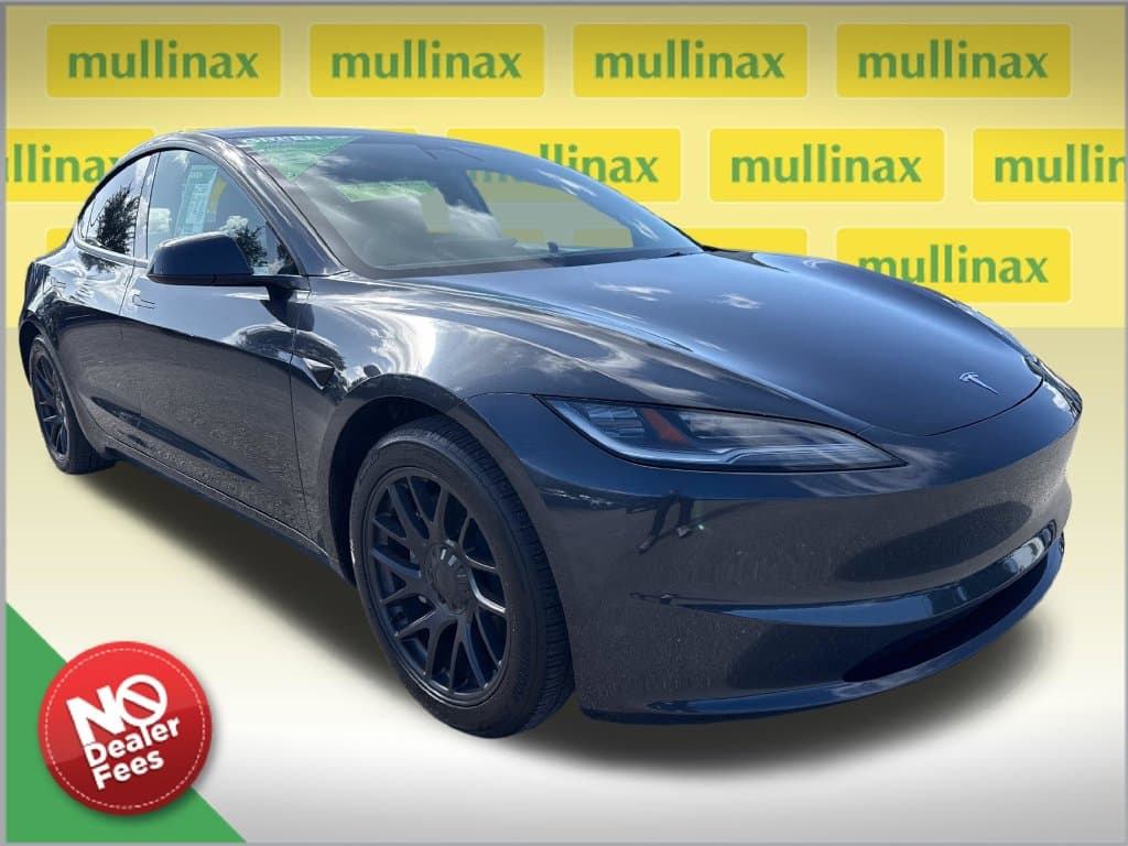 2024 Tesla Model 3 Base — photo 1 of 27