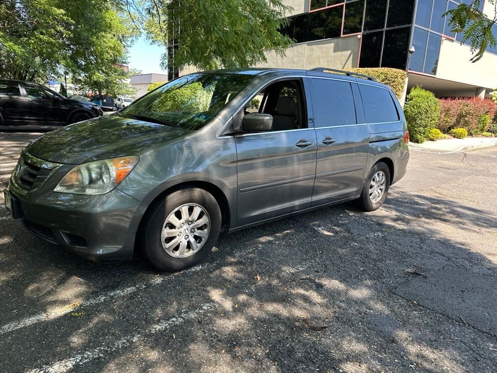 2008 Honda Odyssey EX — photo 1 of 26