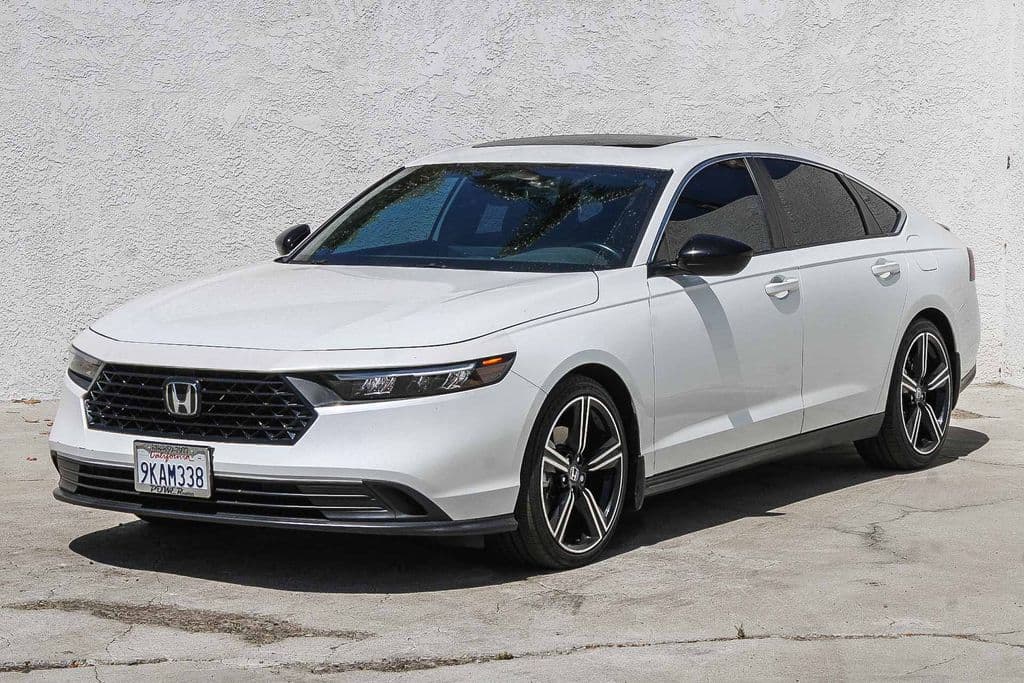 2024 Honda Accord Hybrid Sport — photo 1 of 13