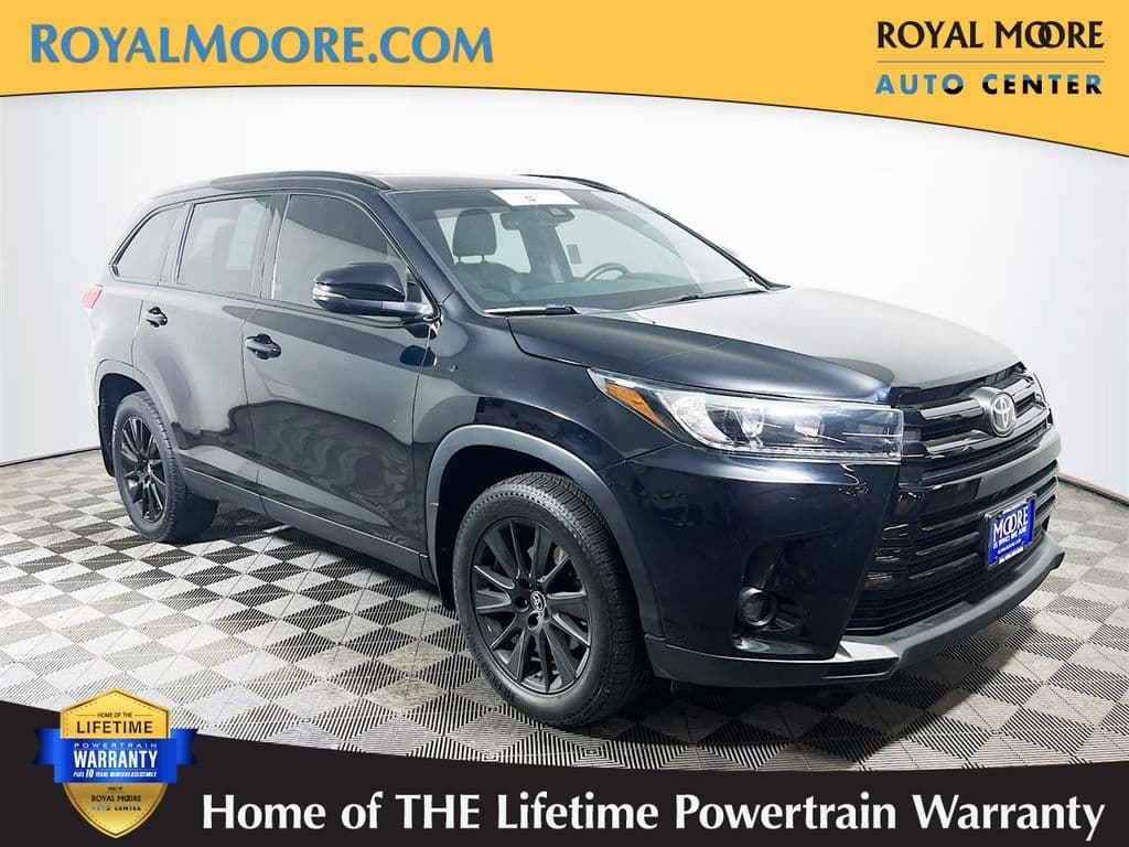 2019 Toyota Highlander SE — photo 1 of 37