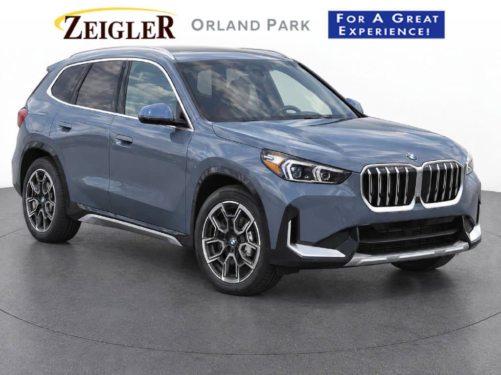 2027 BMW X1 xDrive28i — photo 1 of 33