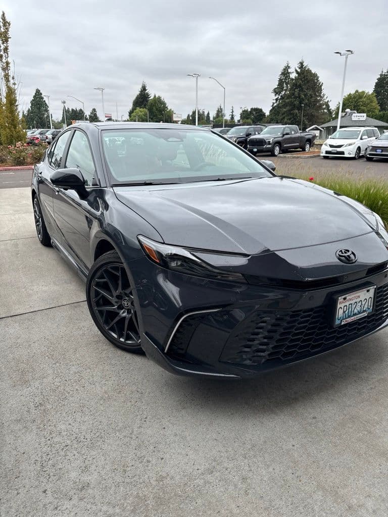 2025 Toyota Camry XSE — photo 1 of 10