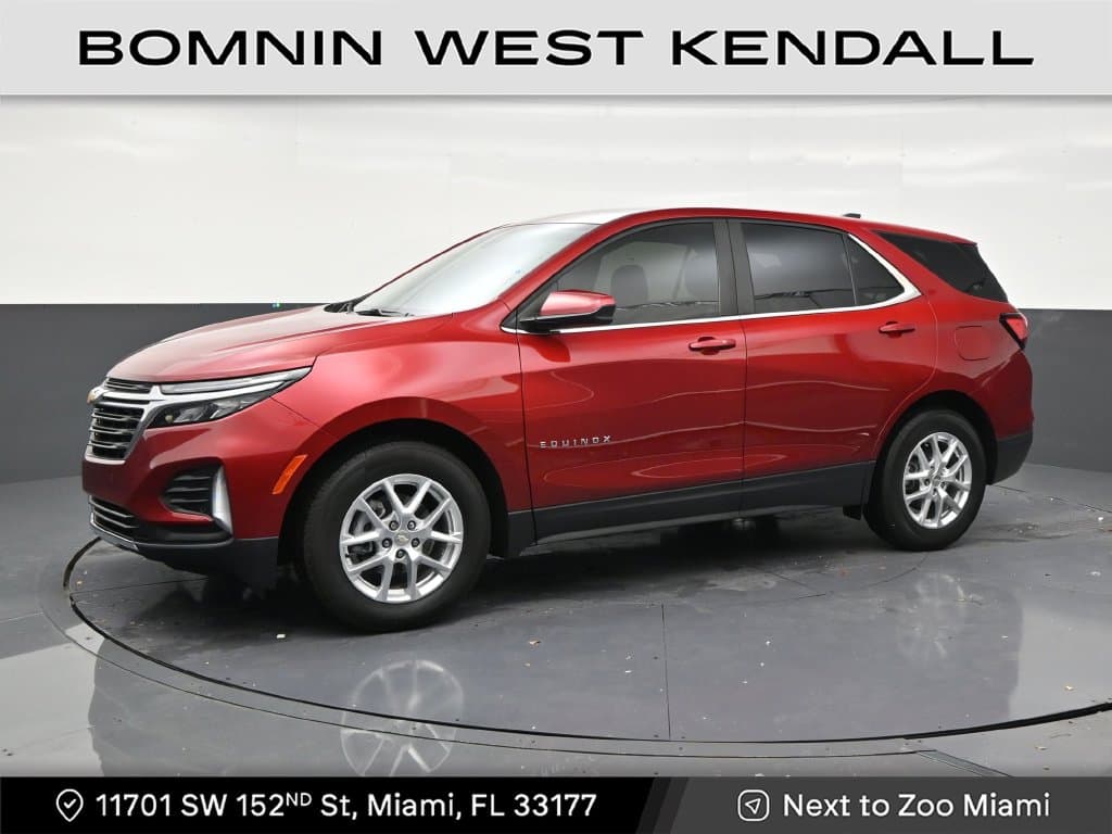 2024 Chevrolet Equinox LT — photo 1 of 32
