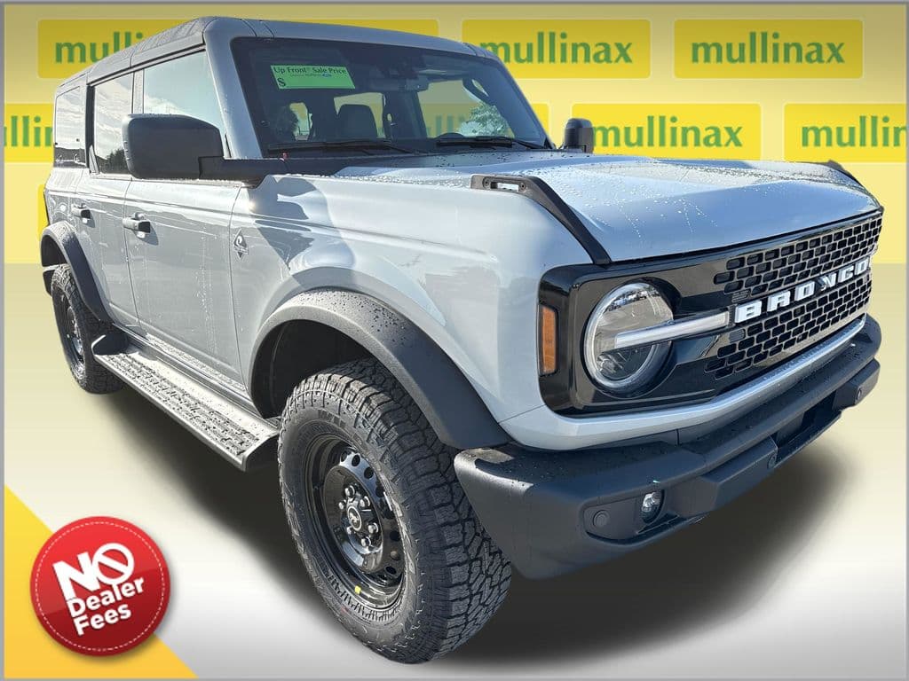 2026 Ford Bronco Outer Banks — photo 1 of 34