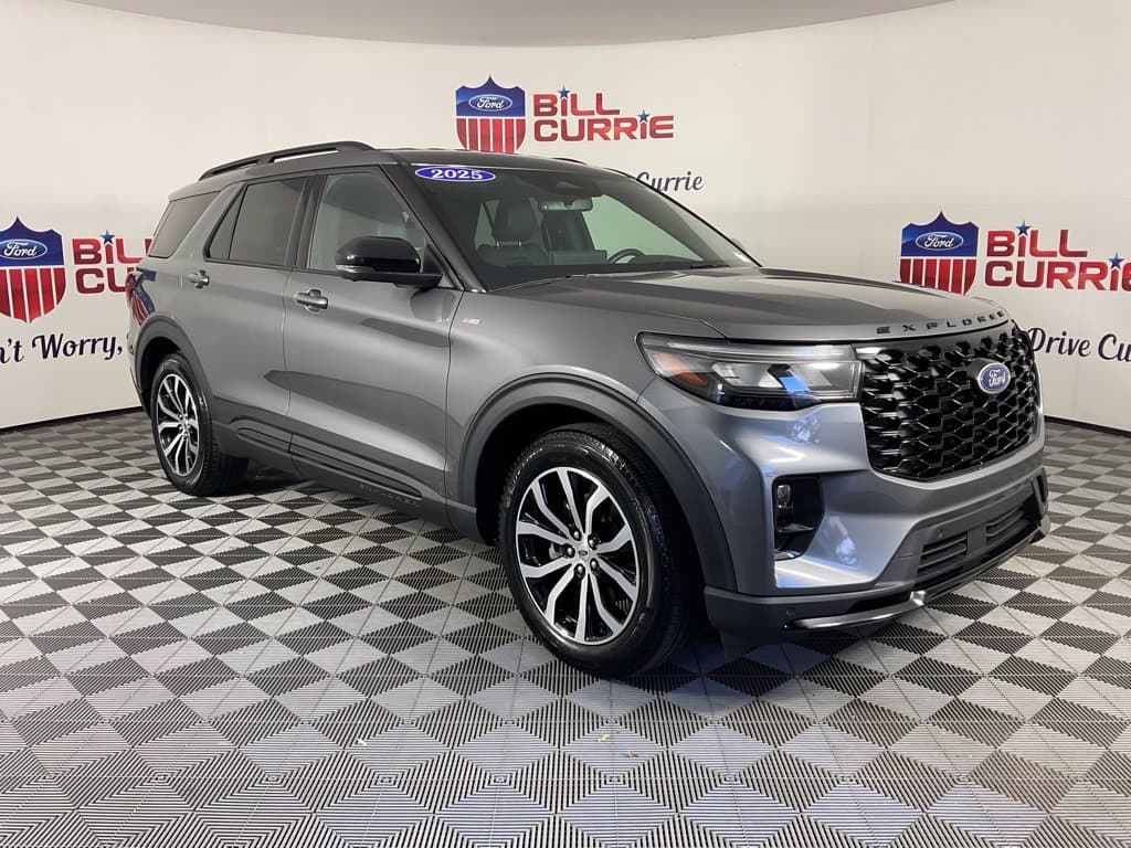 2025 Ford Explorer ST-Line — photo 1 of 25
