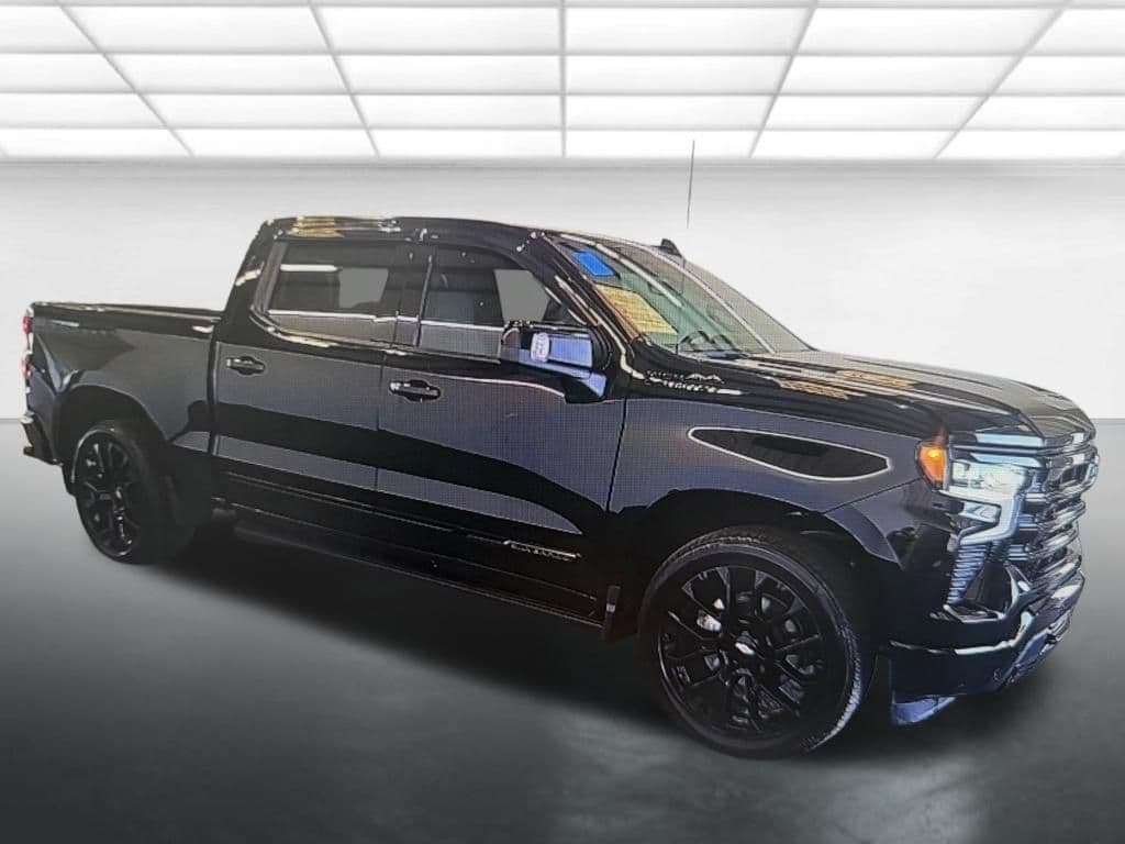 2025 Chevrolet Silverado 1500 High Country — photo 1 of 13
