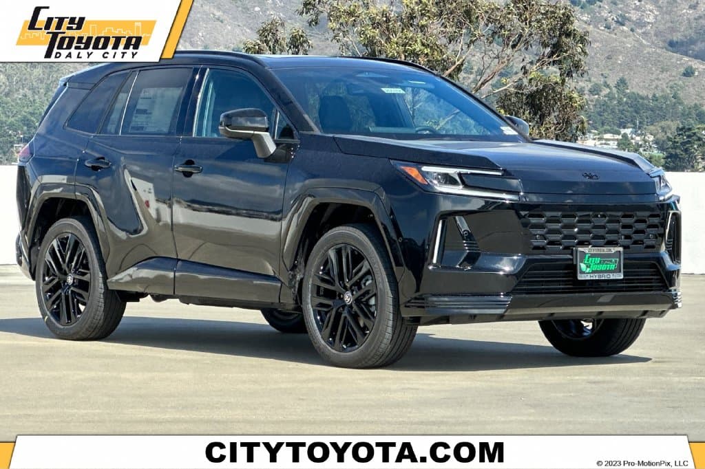 2026 Toyota RAV4 XSE — photo 1 of 13