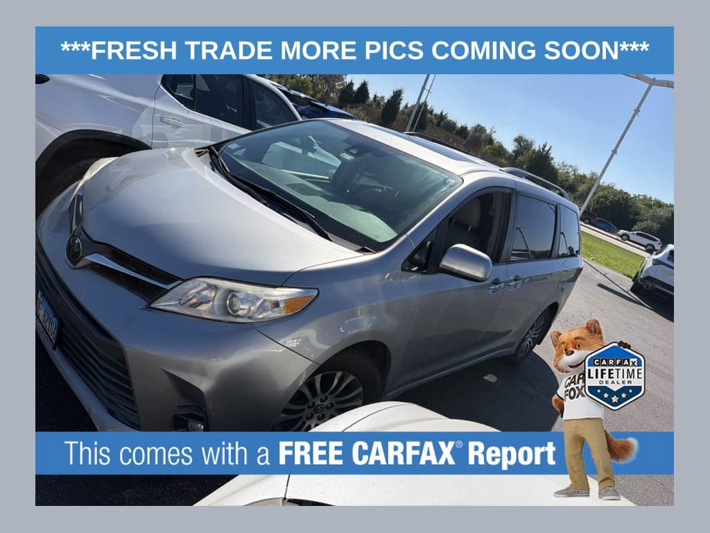 2018 Toyota Sienna XLE Premium — photo 1 of 5