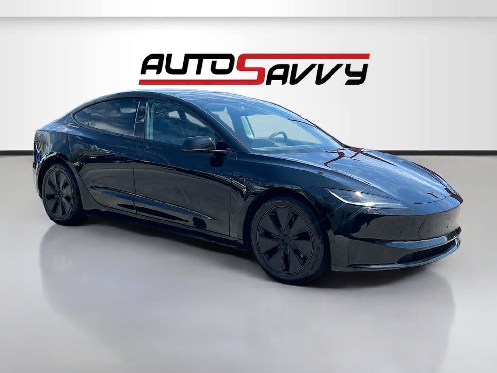 2025 Tesla Model 3 Long Range — photo 1 of 34