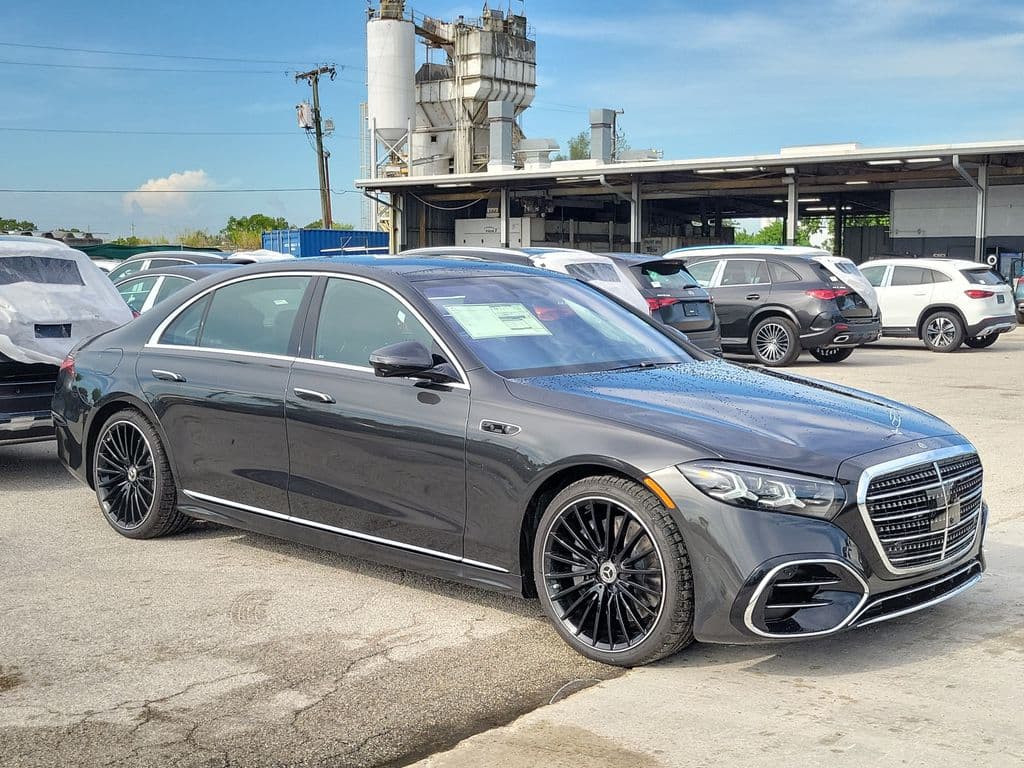2027 Mercedes-Benz S-Class S 580 — photo 1 of 30