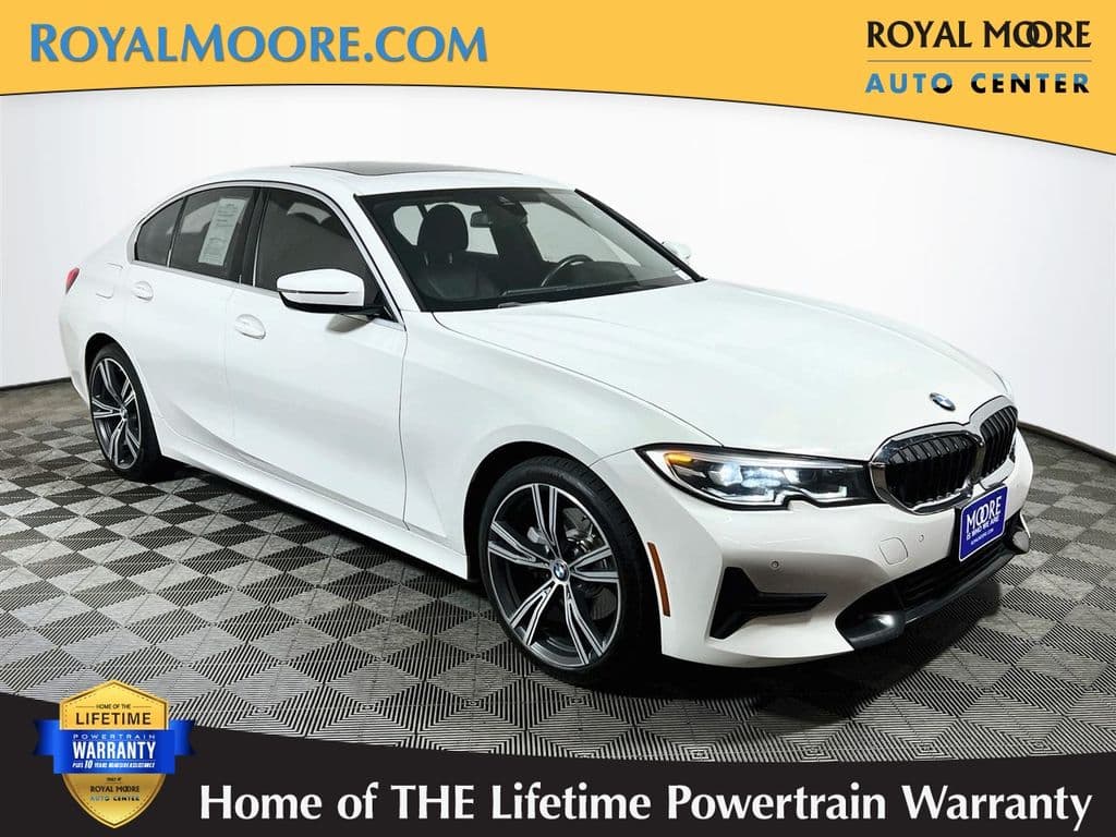 2019 BMW 3 Series 330i xDrive — photo 1 of 35