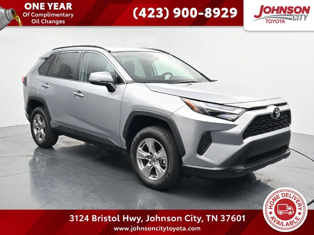 2025 Toyota RAV4 XLE — photo 1 of 30
