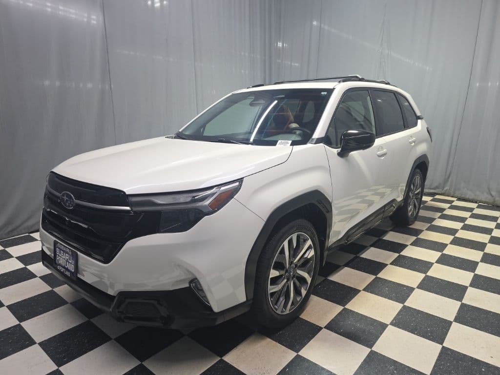 2025 Subaru Forester Touring — photo 1 of 19