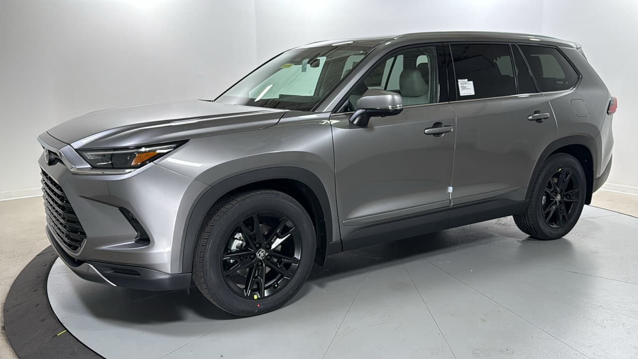 2026 Toyota Grand Highlander Base — photo 1 of 26