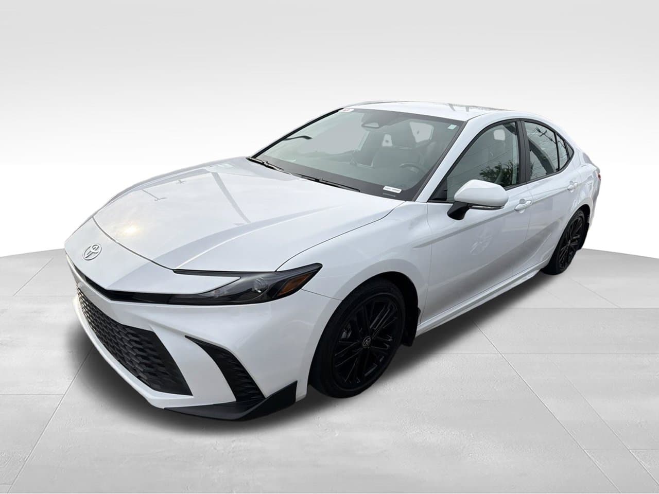 2026 Toyota Camry SE — photo 1 of 12