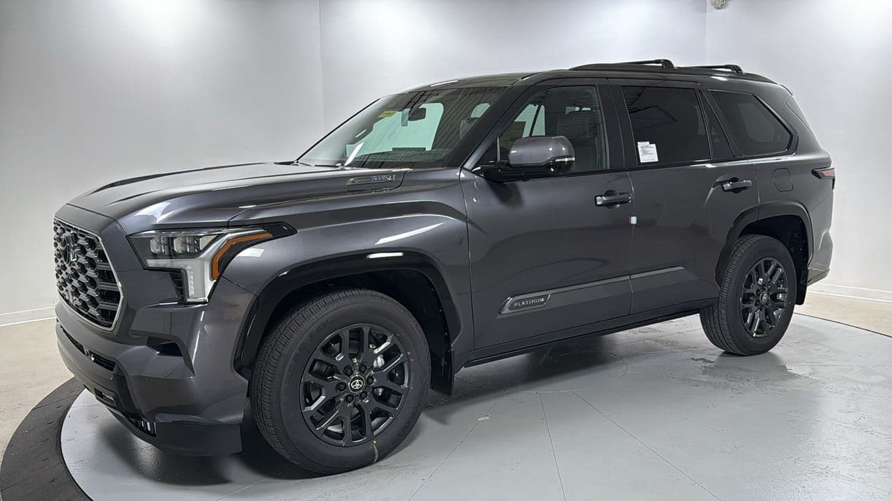 2026 Toyota Sequoia Platinum — photo 1 of 26