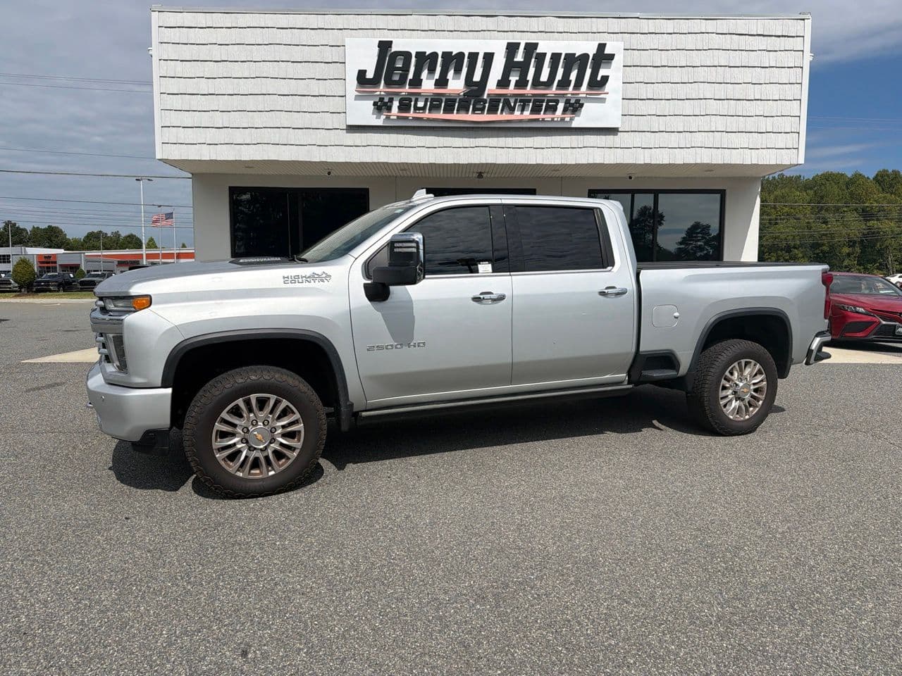 2023 Chevrolet Silverado 2500HD High Country — photo 1 of 11