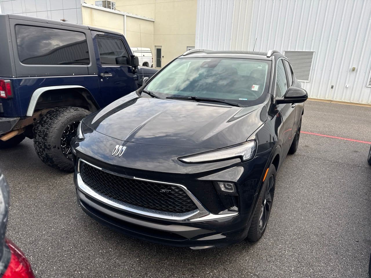 2024 Buick Encore GX Sport Touring — photo 1 of 9