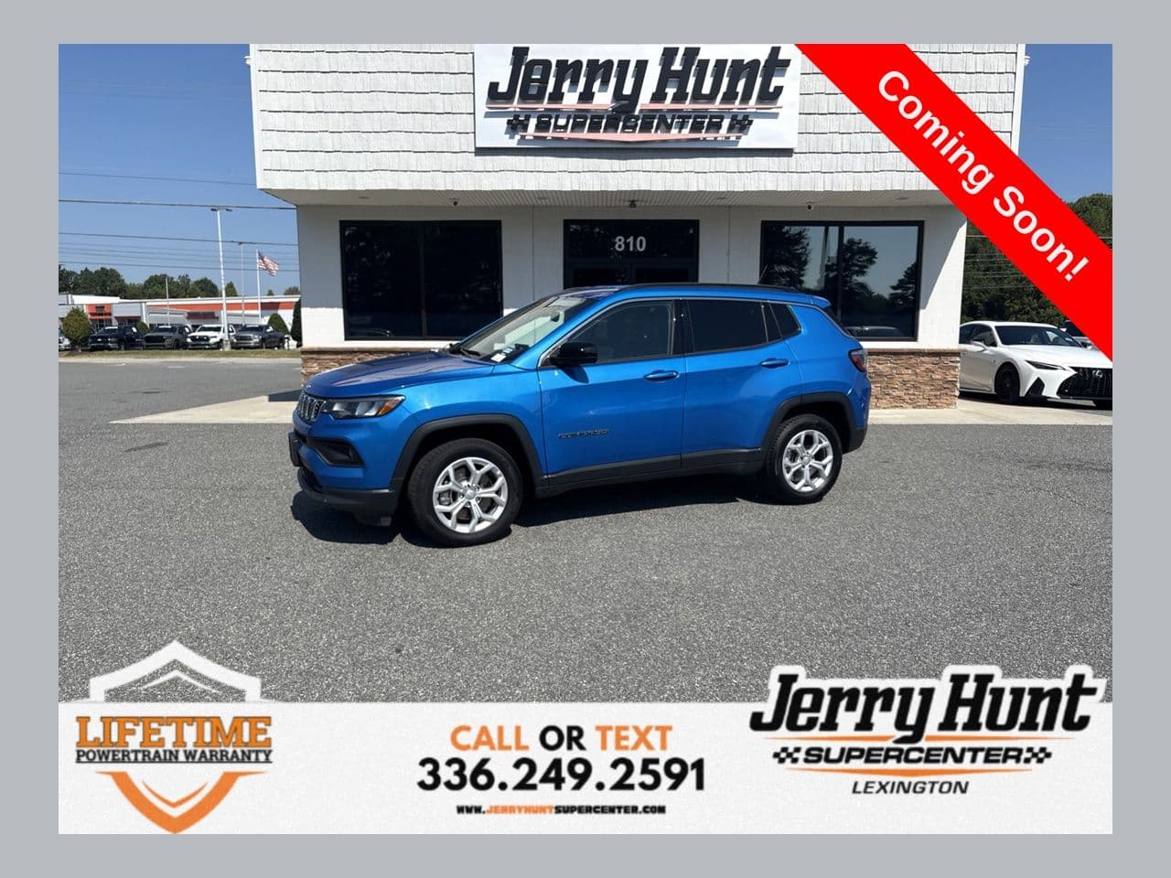 2024 Jeep Compass Latitude — photo 1 of 14
