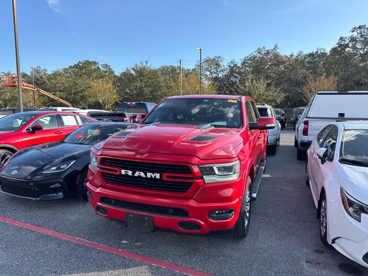 2022 RAM 1500 Laramie — photo 1 of 8