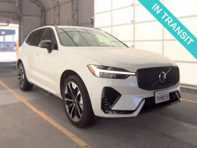 2026 Volvo XC60 Base — photo 1 of 6