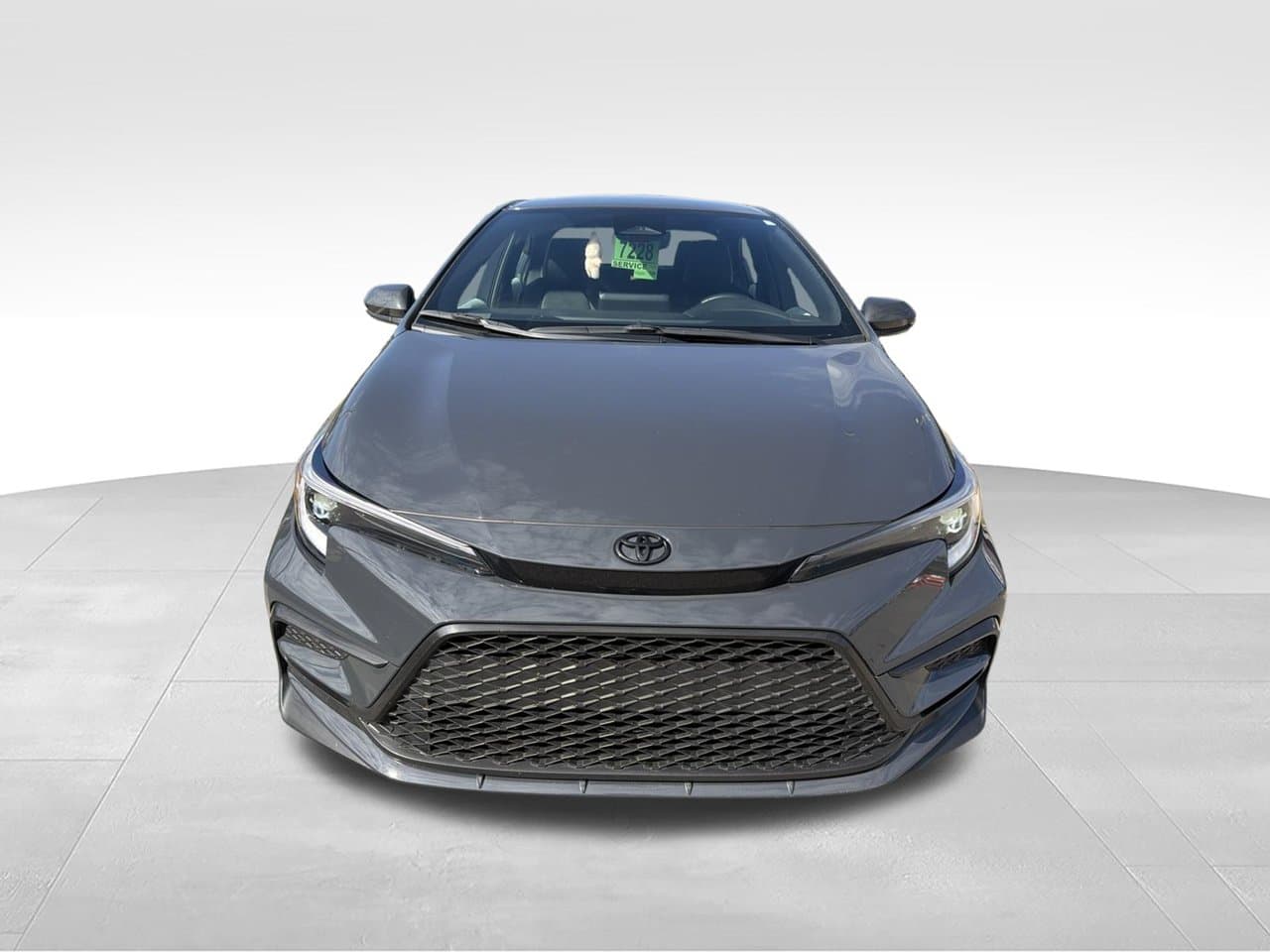 2025 Toyota Corolla SE — photo 1 of 13