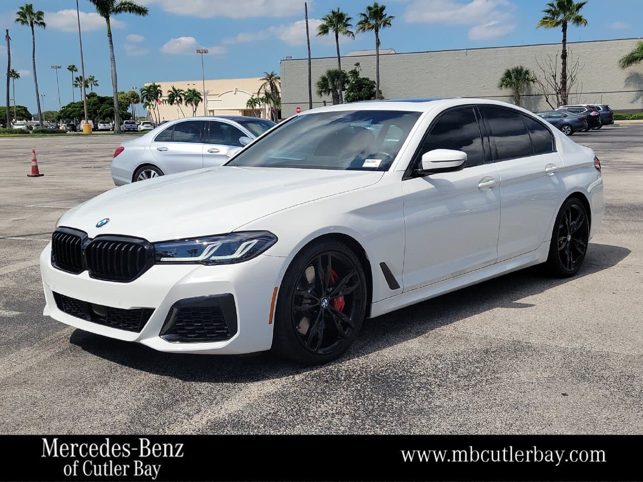 2023 BMW 5 Series M550i xDrive — photo 1 of 37