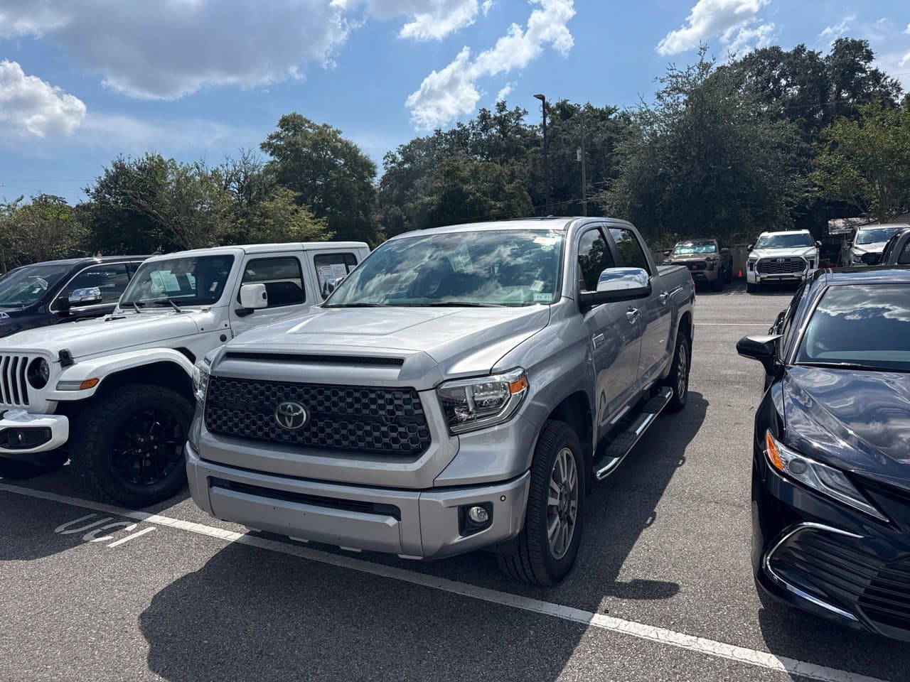2021 Toyota Tundra 4WD Platinum — photo 1 of 6