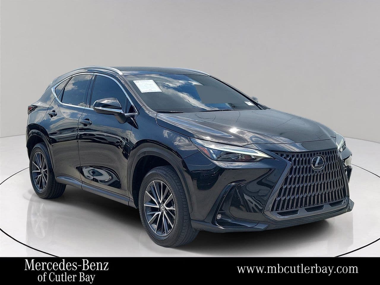 2024 Lexus NX 250 Base — photo 1 of 28