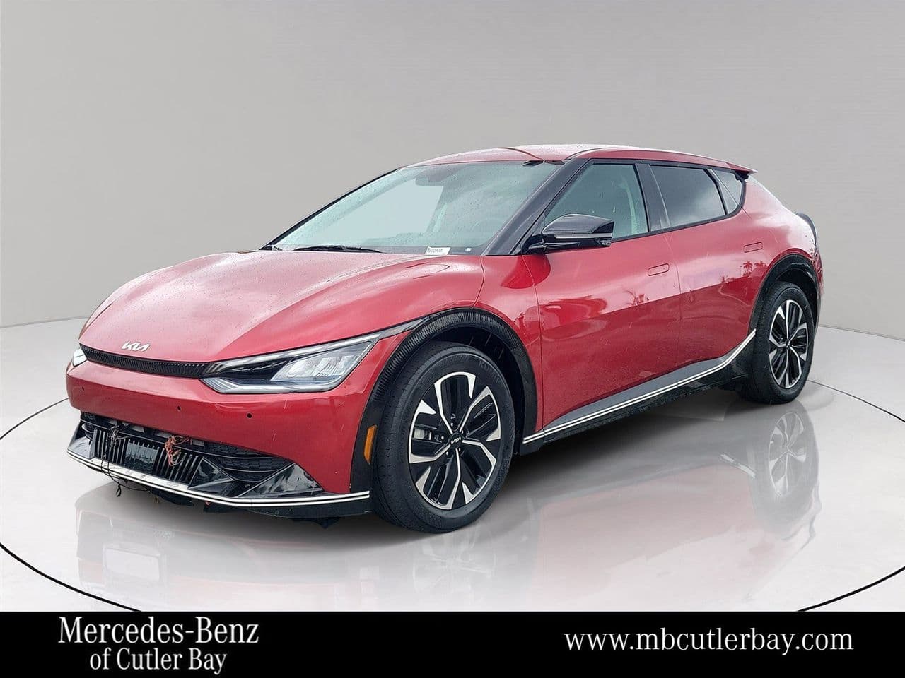 2023 Kia EV6 Wind — photo 1 of 31