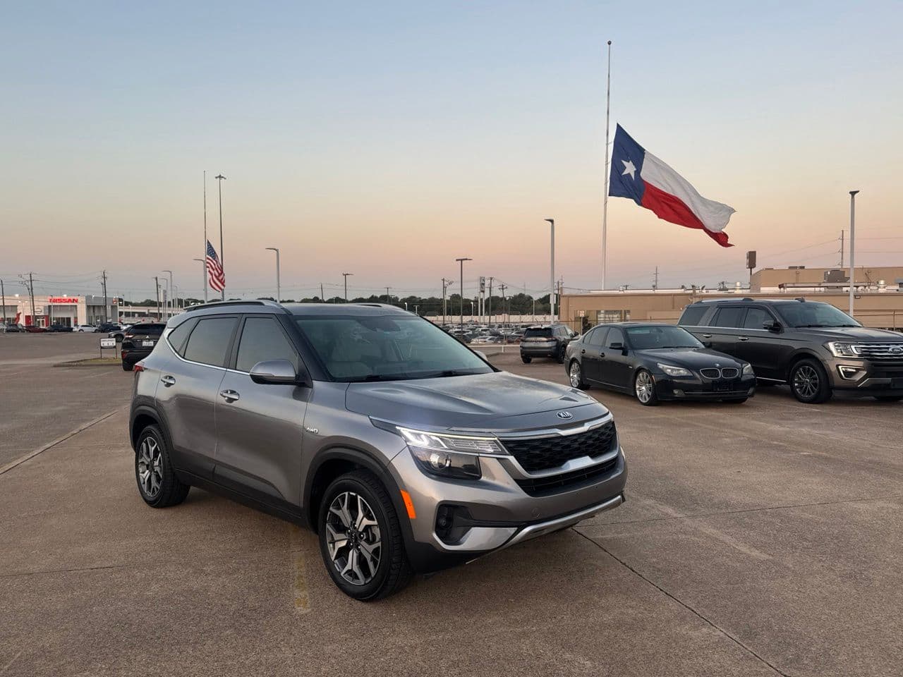 2021 Kia Seltos EX — photo 1 of 45