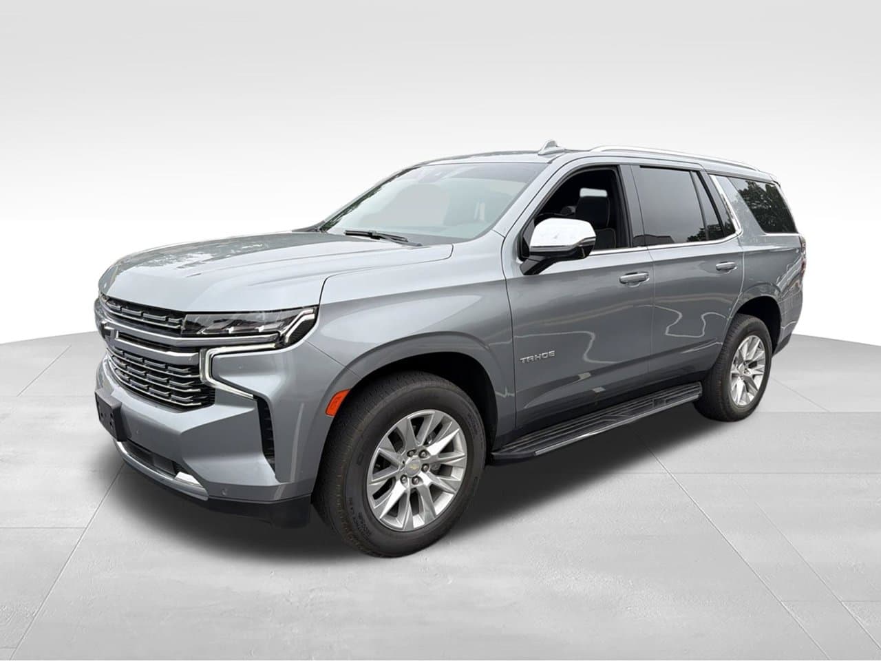 2023 Chevrolet Tahoe Premier — photo 1 of 15