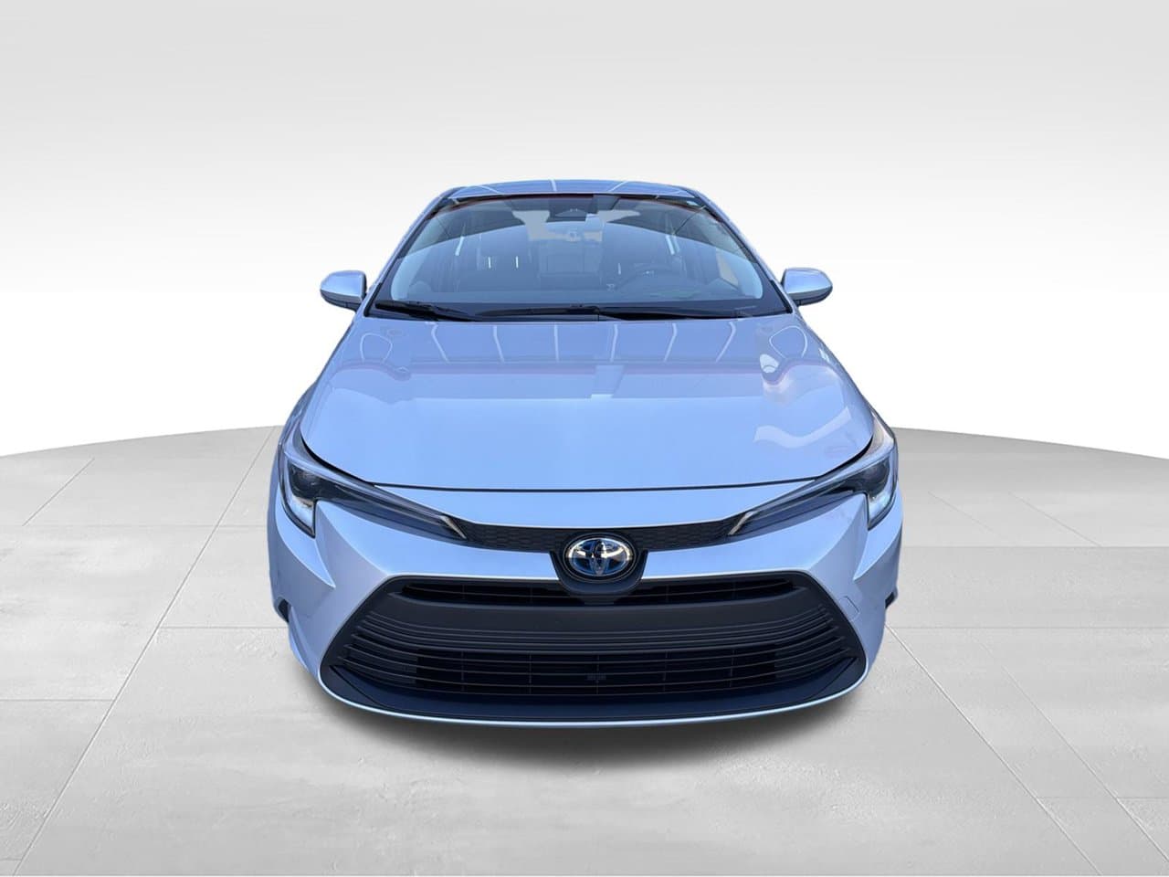 2025 Toyota Corolla Hybrid LE — photo 1 of 13