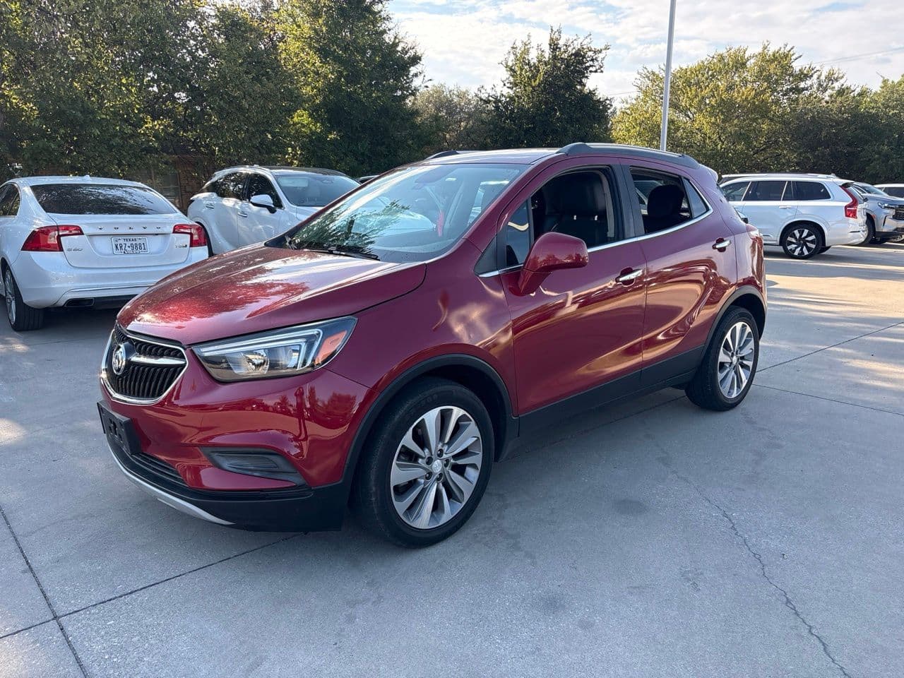 2020 Buick Encore Preferred — photo 1 of 26