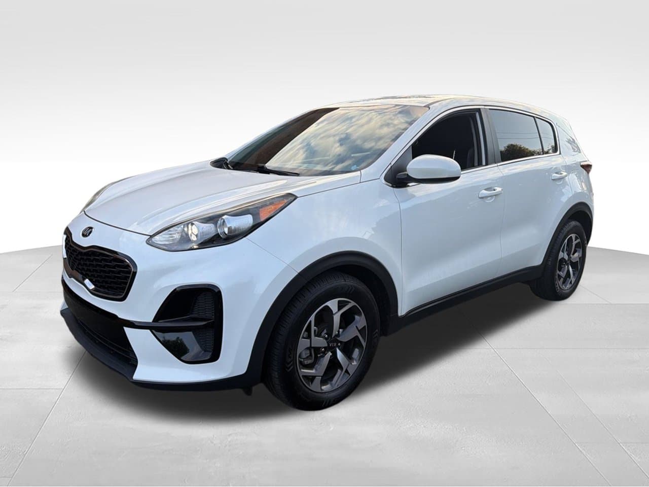 2021 Kia Sportage LX — photo 1 of 13