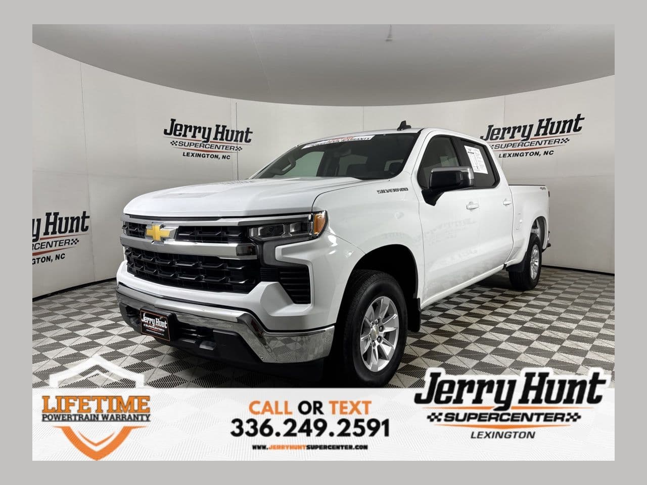 2023 Chevrolet Silverado 1500 LT — photo 1 of 34