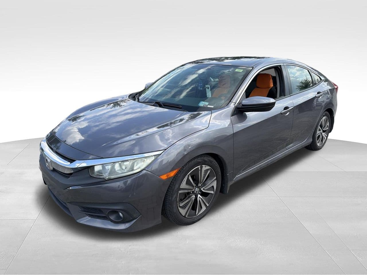 2016 Honda Civic Sedan EX-T — photo 1 of 14