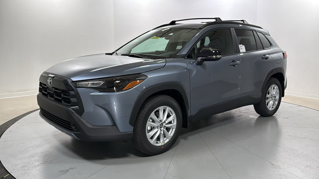 2026 Toyota Corolla Cross LE — photo 1 of 25