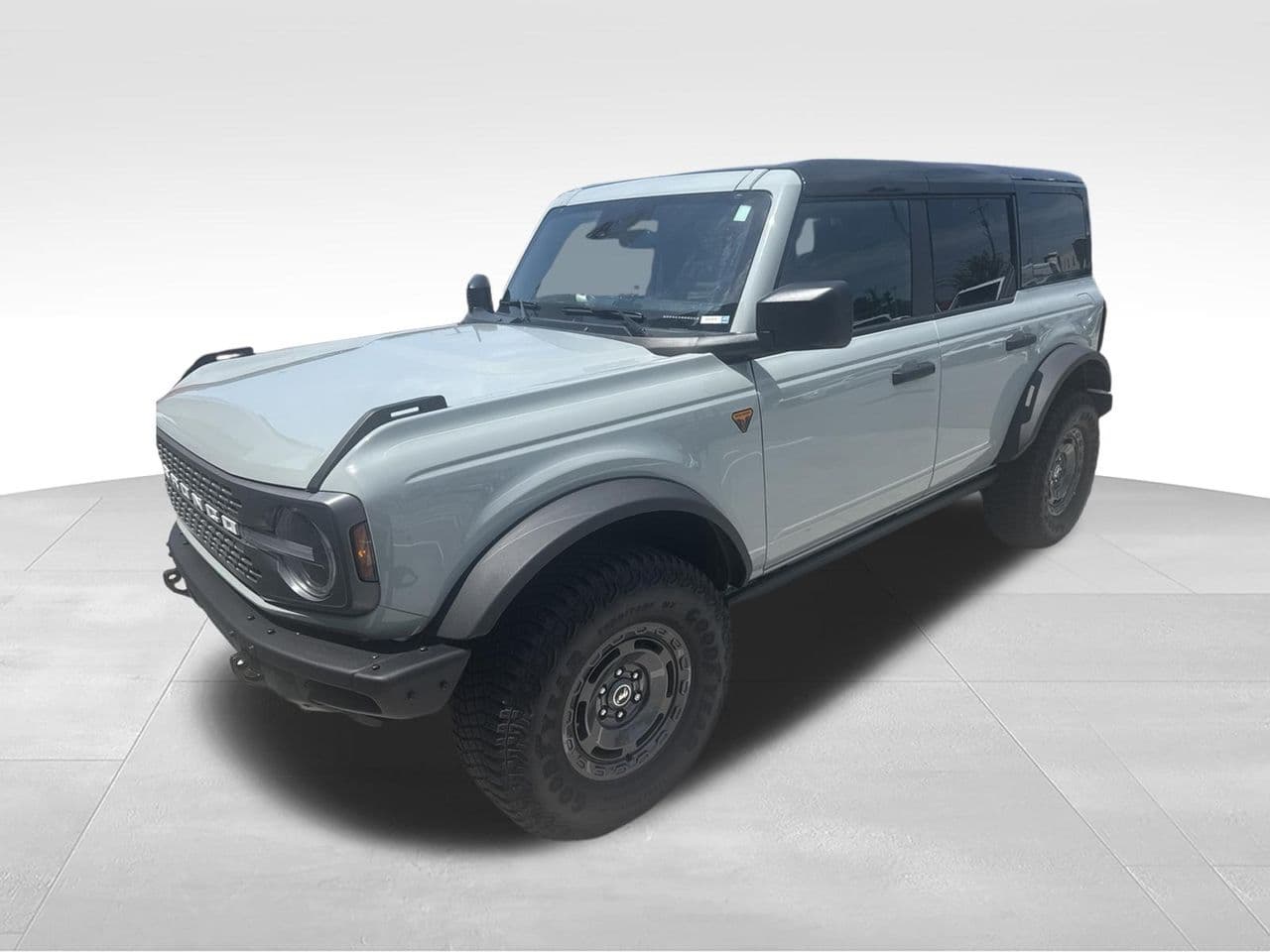 2024 Ford Bronco Badlands — photo 1 of 13