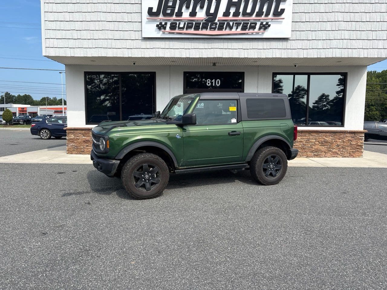 2024 Ford Bronco Black Diamond — photo 1 of 11