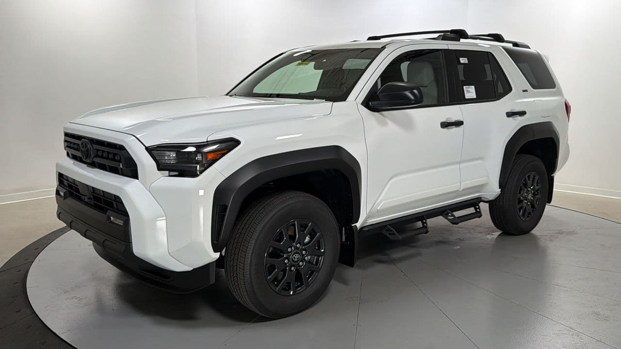 2026 Toyota 4Runner SR5 — photo 1 of 25