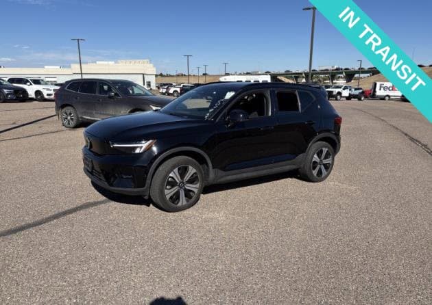 2023 Volvo XC40 Recharge Pure Electric Plus — photo 1 of 2