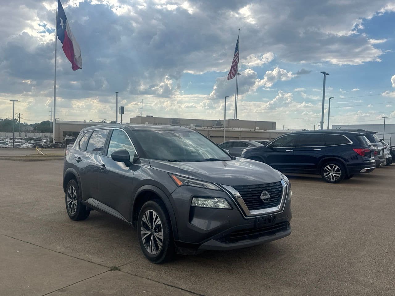 2023 Nissan Rogue SV — photo 1 of 45