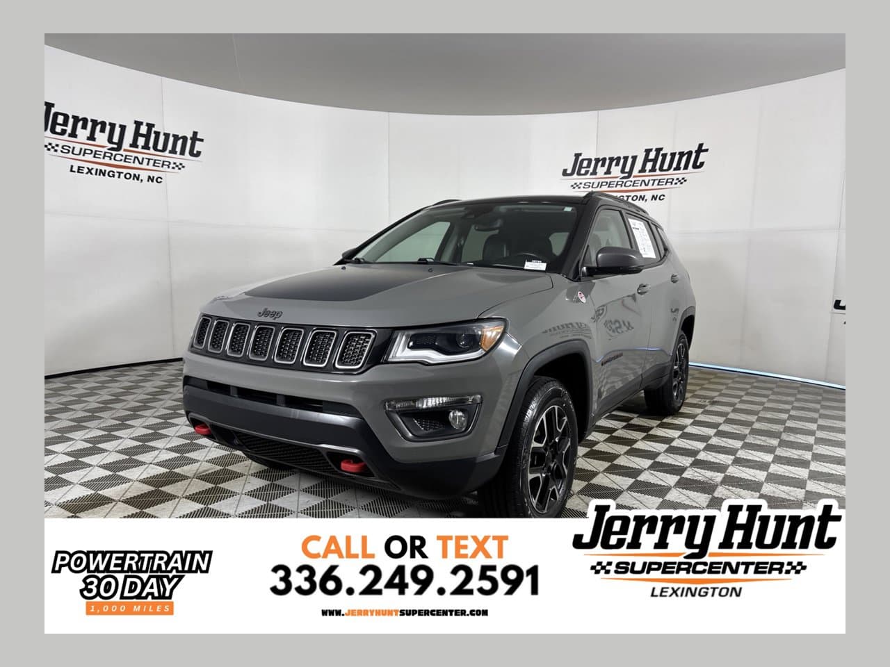 2021 Jeep Compass Trailhawk — photo 1 of 38