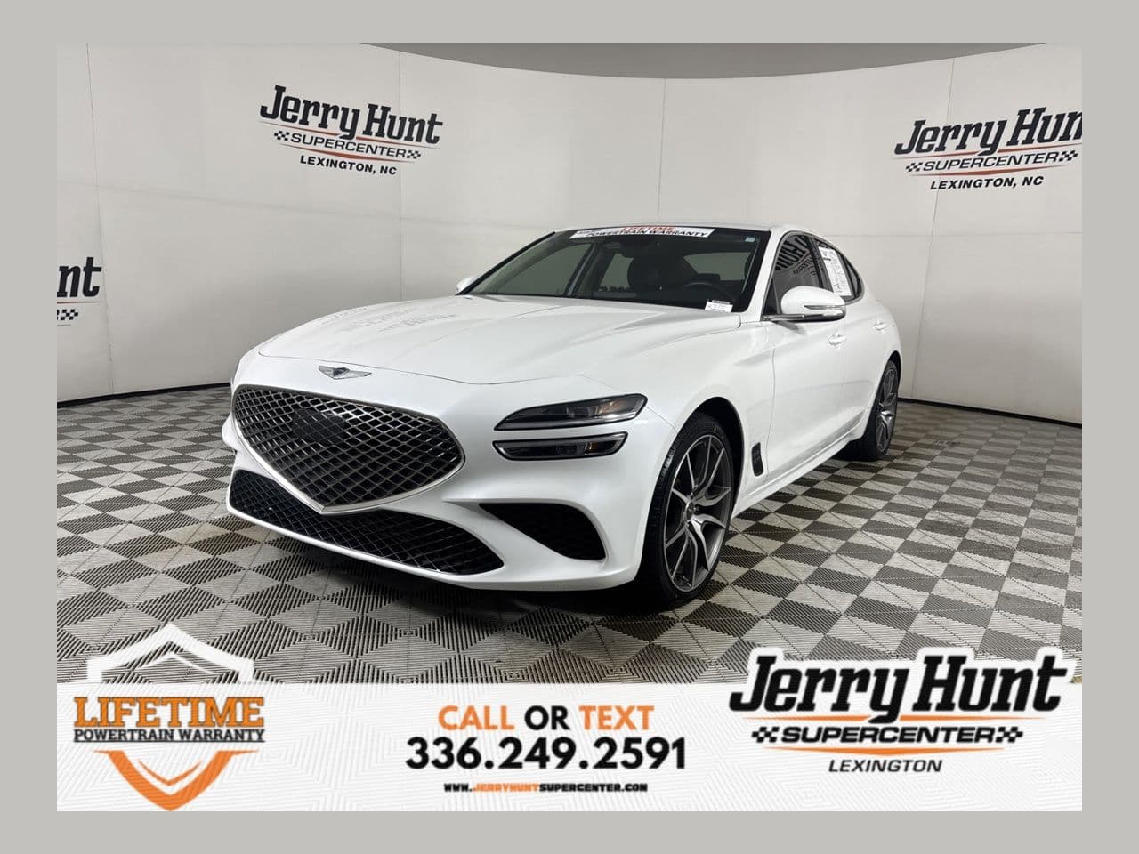 2023 Genesis G70 2.0T — photo 1 of 35