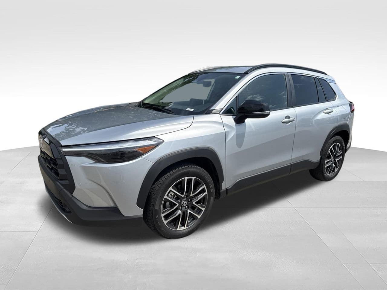 2026 Toyota Corolla Cross XLE — photo 1 of 14