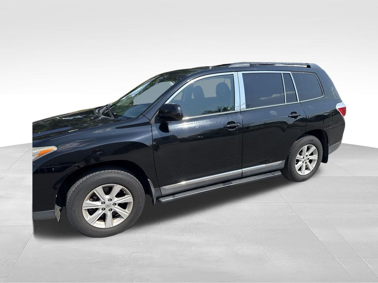 2012 Toyota Highlander SE — photo 1 of 15